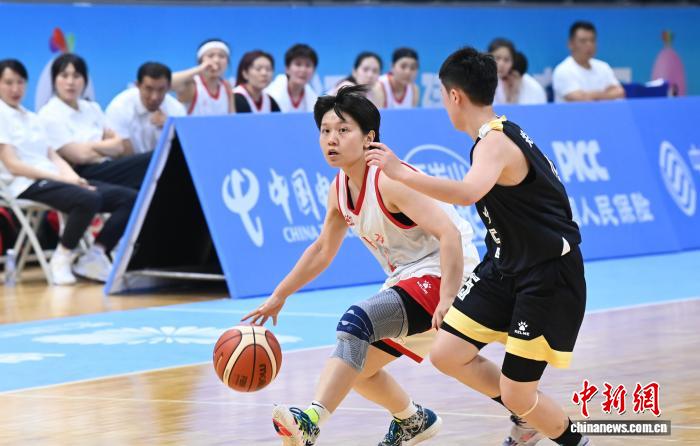 十五运会群众比赛五人制女子组：广东两支队伍