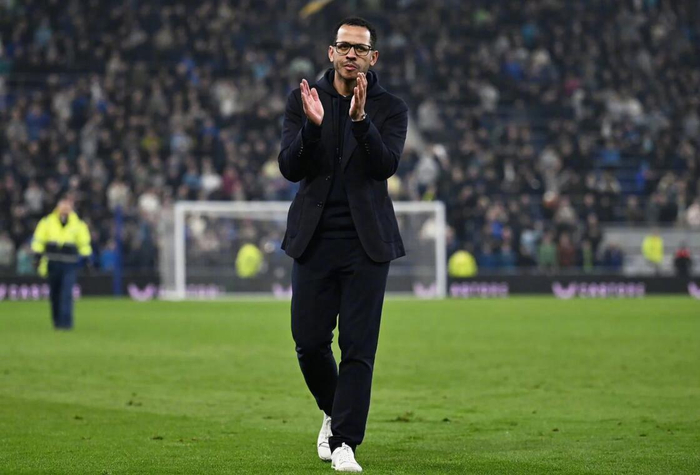 切尔西暂不考虑解雇罗西尼尔 仍对其帅位持支持