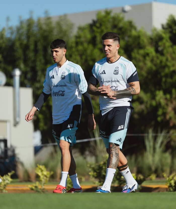 恩佐绝杀助球队逆转晋级欧冠半决赛