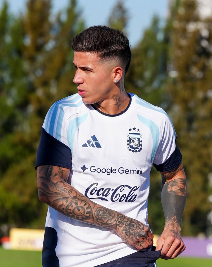 恩佐绝杀助球队逆转晋级欧冠半决赛