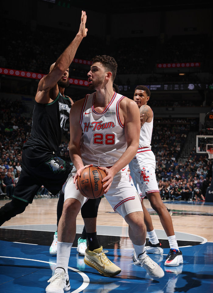 杜兰特里程碑之夜申京封盖绝杀森林狼