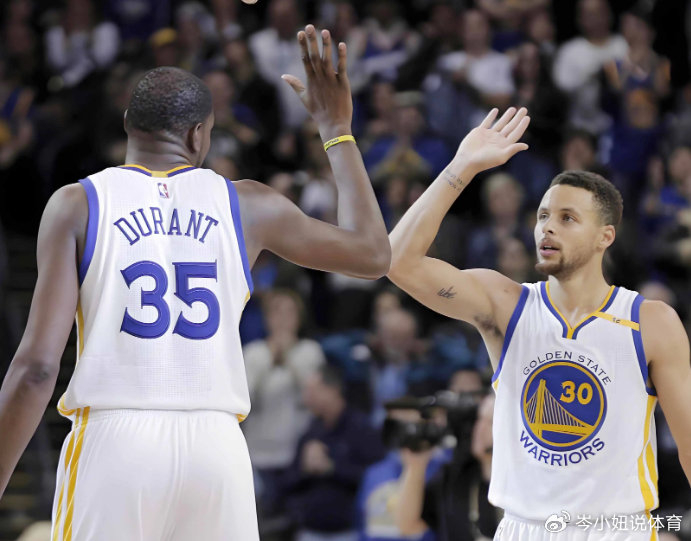 库里与杜兰特历史地位对比：体系革命与冠军纯