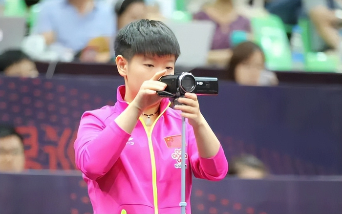 孙颖莎双冠王之路：从替补到主力的逆袭