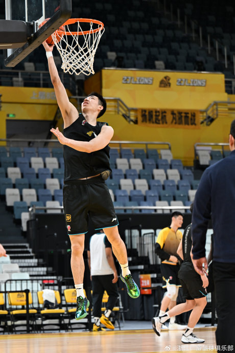 浙商证券男篮主场迎战广厦男篮 CCTV5直播今晚对