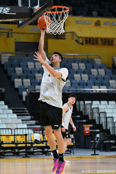 浙商证券男篮主场迎战广厦男篮 CCTV5直播今晚对
